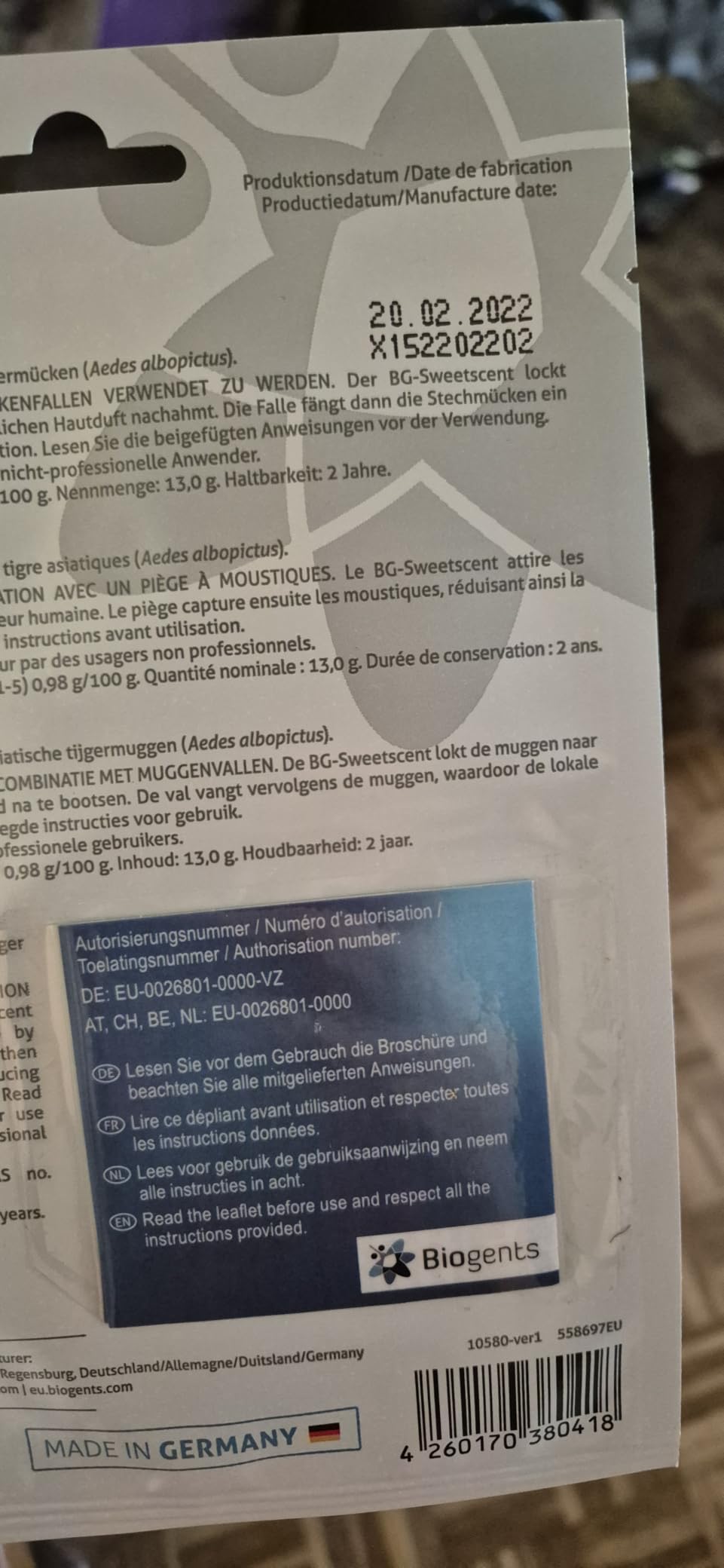 Unauffällig